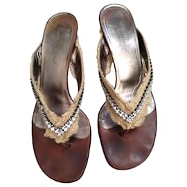 Dolce & Gabbana Braune Leder-Tongs mit Verzierungen