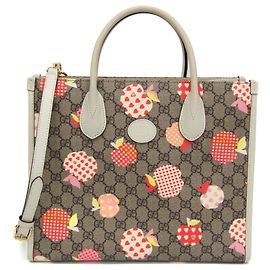 Bolso Gucci GG Supreme Apple Heart Reborn