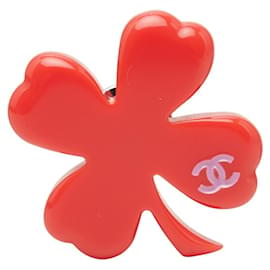 Spilla Chanel Coco Mark con motivo a quadrifoglio