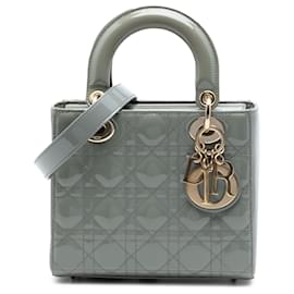 Lady Dior Cannage in vernice grigio Small