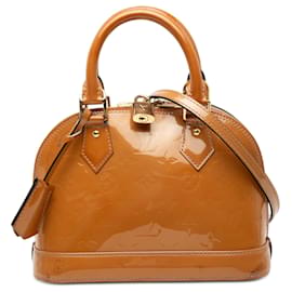Louis Vuitton Alma BB in Vernis Monogram marrone