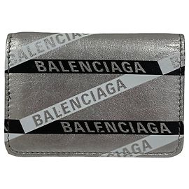 Cartera Compacta Everyday Balenciaga