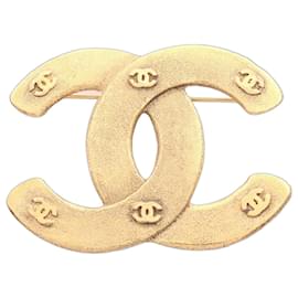 Chanel Coco Mark Broschen mit Goldbeschichtung