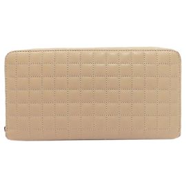 Céline Cartera larga de cuero acolchado con cremallera redonda Celine