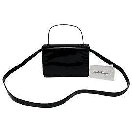 Borsa a tracolla vintage Salvatore Ferragamo in vernice nera