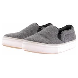 Sneaker Grau Flanell - Céline
