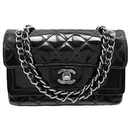 BORSA CHANEL MINI CLASSIC DOUBLE FLAP IN PELLE NERA MATELASSÉ