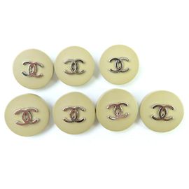 Accessorio bottone Chanel COCO