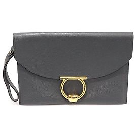 Salvatore Ferragamo Clutch Margot con tracolla Gancini in pelle di vitello grigia