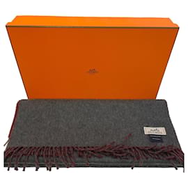 Sciarpa in cashmere grigio - Hermès