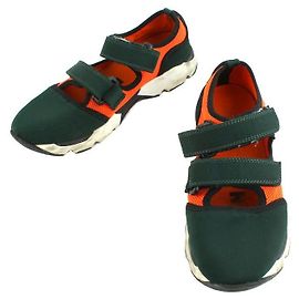 Marni Zweifarbige Sneaker mit Klettverschluss