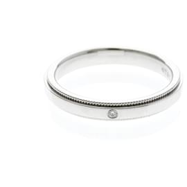 Tiffany Milgrain Ring in Platin - Tiffany & Co