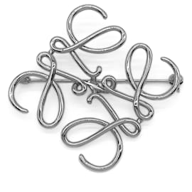 Spilla Anagramma in argento Loewe