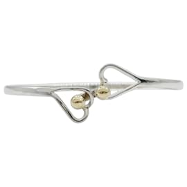 Bracciale con charm Hook Eye di Tiffany & Co.