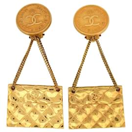 ORECCHINI CHANEL MEDAILLON CC PENDANT CHARM TIMELESS CLIPS - Chanel