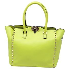 Bolso Tote Valentino Garavani Medium Rockstud Double Handle en cuero amarillo neón