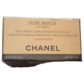Chanel SUBLIMAGE Le Teint Foundation 132 Beige Rosé
