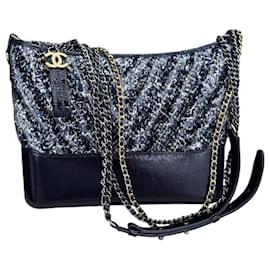 Chanel Gabrielle Hobo in Tweed Multicolore e Vernice