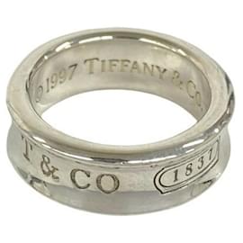 Tiffany & Co Tiffany Narrow Band Ring