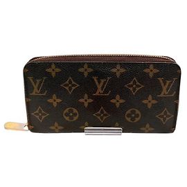 Louis Vuitton Monogram Zippy Wallet