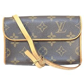 Louis Vuitton Monogram Pochette Florentine M51855