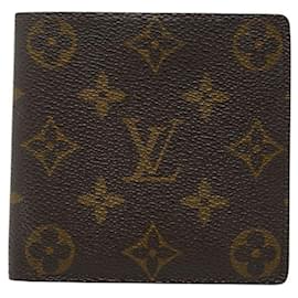Louis Vuitton Monogram Bi-fold Wallet
