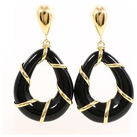 Autre Marque Pendientes colgantes en oro amarillo de 18K con ónix