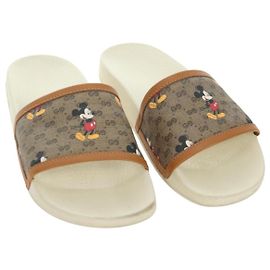 GUCCI Micro GG Supreme Disney Sandalen PVC Beige Gold Auth 180388M