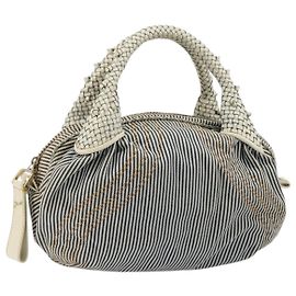Borsa FENDI Spy in tela Navy Gold Auth bs35147A
