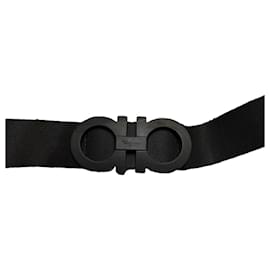 Cintura Salvatore Ferragamo Gancini in tessuto nero