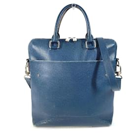 Louis Vuitton Taiga Grigori Vertikale Tasche