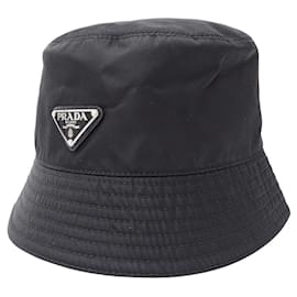 Cappello bucket in nylon Re-Nylon Prada