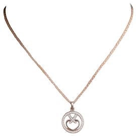 Collana Chaumet Beautiful in Platino e Diamanti