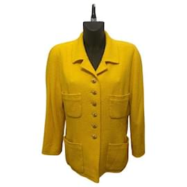 Chanel Blazer in Gelb