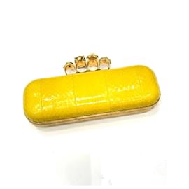 Alexander McQueen Skull Clutch aus gelbem Lammleder, gebraucht - Alexander Mcqueen