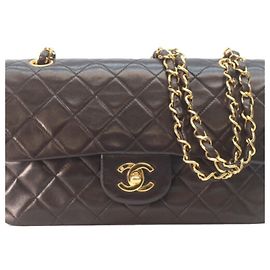 Borsa a tracolla Chanel A01113 in agnello Double Flap