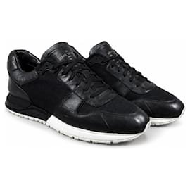 Louis Vuitton Run Away Sneakers Pelle Mesh Nero