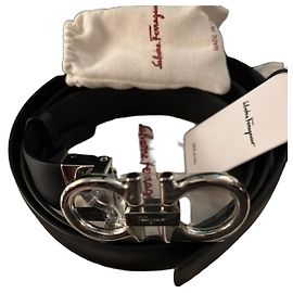 Salvatore Ferragamo Gancini Ledergürtel Schwarz