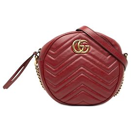 Gucci GG Marmont gesteppte Schultertasche mit Kette