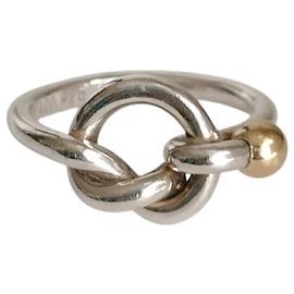 Anello Love Knot di Tiffany & Co.