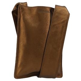 Bolsa de Ombro CHANEL Couro Bronze Ouro CC Auth BA13008A
