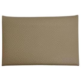 Hermès Hermes Calvi Kartenetui aus Veau Epsom in Etoupe Gray
