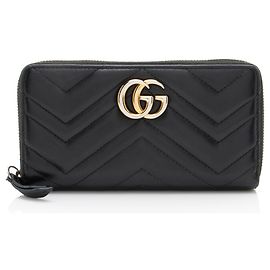 Portafoglio con zip Gucci Matelasse Leather GG Marmont