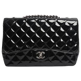 Chanel Borsa Classic Single Flap jumbo trapuntata in vernice nera 2009