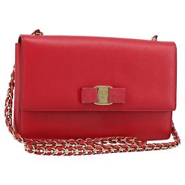 Borsa a Spalla Salvatore Ferragamo Vala Chain in Pelle Rossa e Oro Auth ka4496