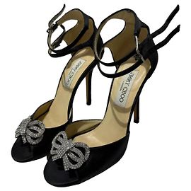 Sandali Jimmy Choo in raso con fiocco e strass