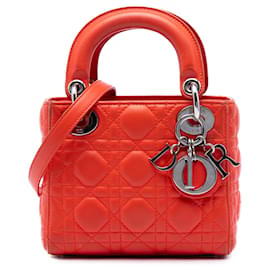 Lady Dior Mini in agnello cannage arancione di Dior