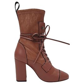 Botines con cordones Veruka de Stuart Weitzman en piel Rose Pink