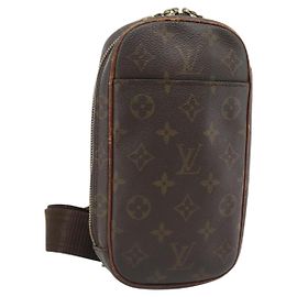 LOUIS VUITTON Pochette Gange Monogram Shoulder Bag M51870 LV Auth ka4534