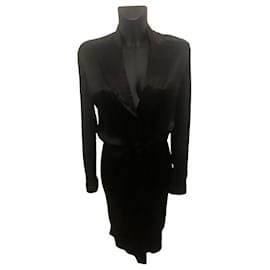 Mugler Kleid aus schwarzem Satin mit langen Ärmeln - Thierry Mugler